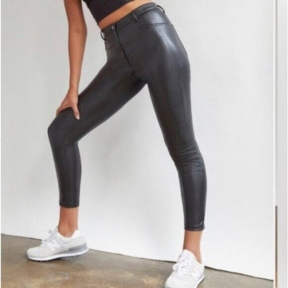 Wilfred Free Women's Black Super High Waist Vegan Leather Legging Pants Size 4